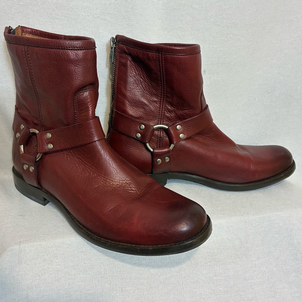 Frye Phillip Harness Red Leather Short Biker Ankle Women's Boots Size 9.5 B Moto